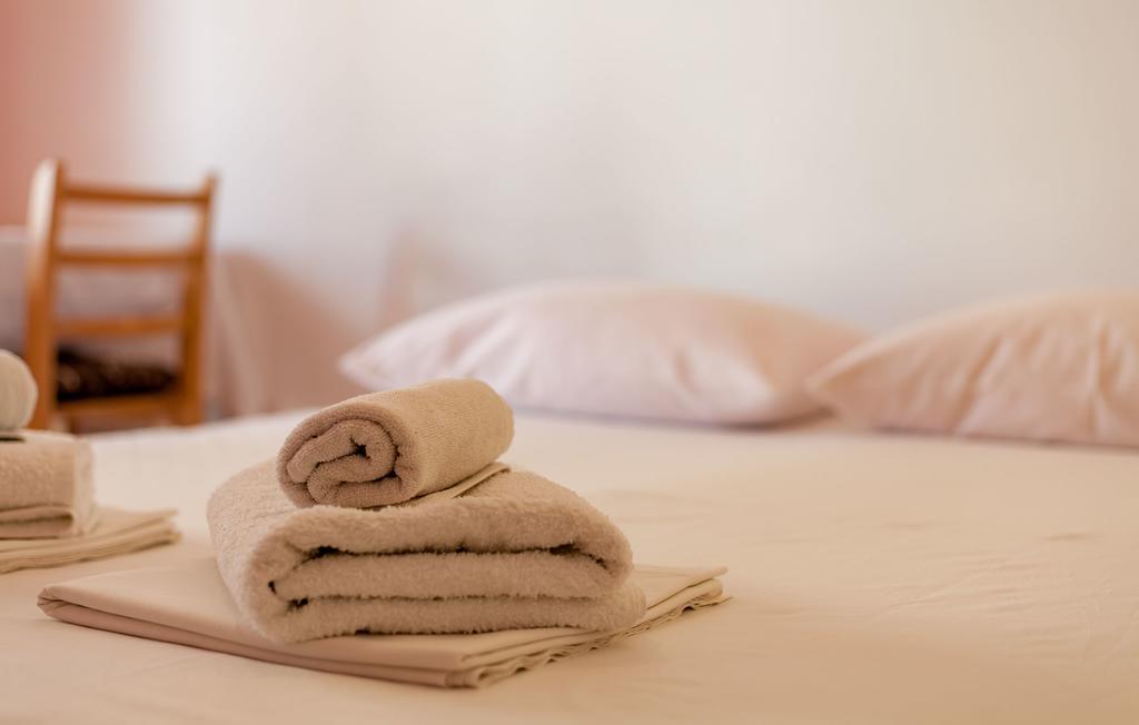 Apartments And Rooms Dobrila Jelsa  Ngoại thất bức ảnh
